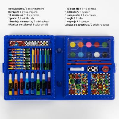 SET PAPELERÍA COLOREABLE CAJA AVENGERS