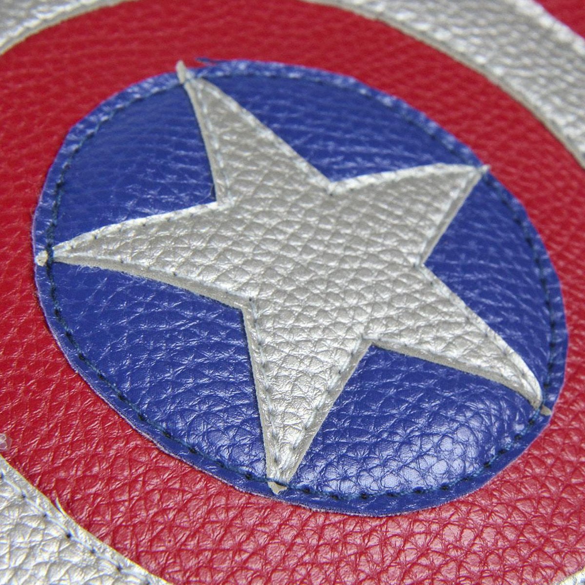 BOLSO BANDOLERA POLIPIEL AVENGERS 18X18X5CM - ILUSION SHOP