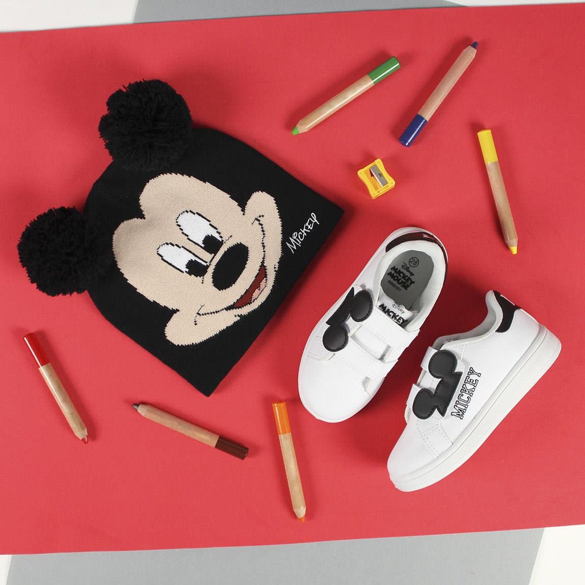GORRO PUNTO APLICACIONES MICKEY - ILUSION SHOP