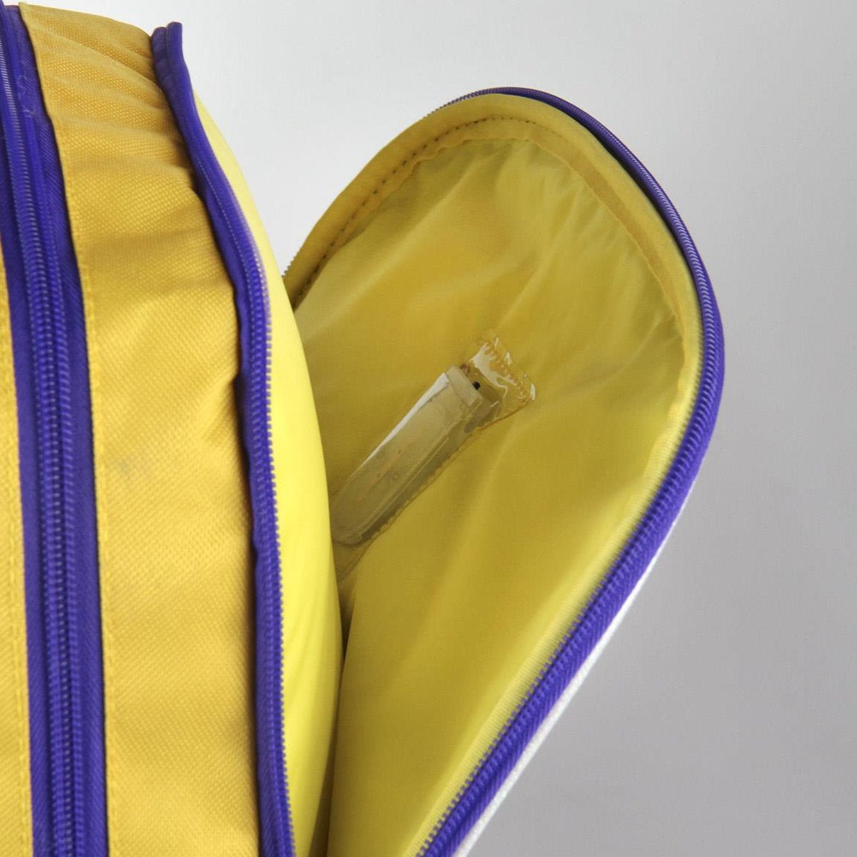 MOCHILA CON LUZ MINIONS MOVIE BELLO - ILUSION SHOP