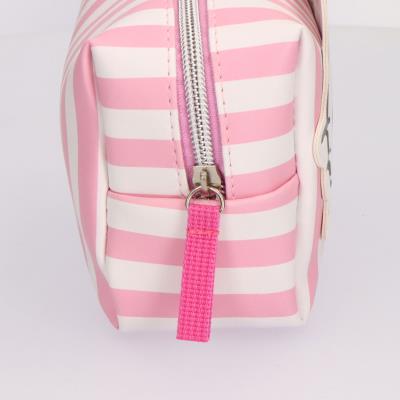 NECESER ASEO VIAJE HELLO KITTY - ILUSION SHOP