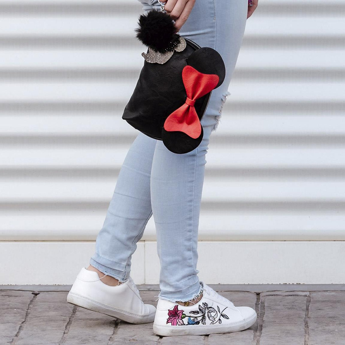 PACK 4 LLAVERO POMPOM PREMIUM MICKEY DISNEY - ILUSION SHOP