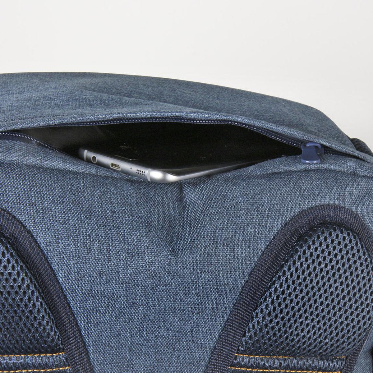 MOCHILA CASUAL VIAJE AVENGERS