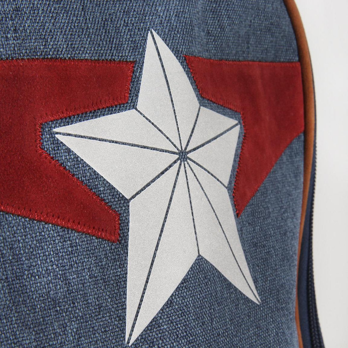 MOCHILA CASUAL VIAJE AVENGERS