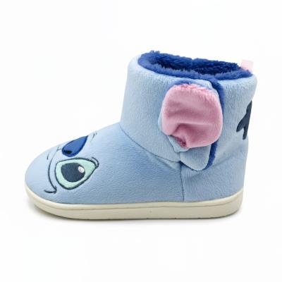 ZAPATILLAS DE CASA BOTA APLICACIONES STITCH