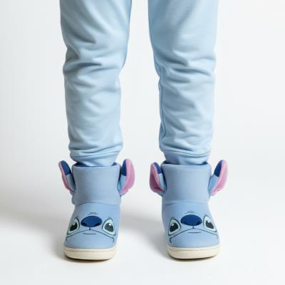 ZAPATILLAS DE CASA BOTA APLICACIONES STITCH