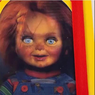 SET DE PAPELERÍA CHUCKY