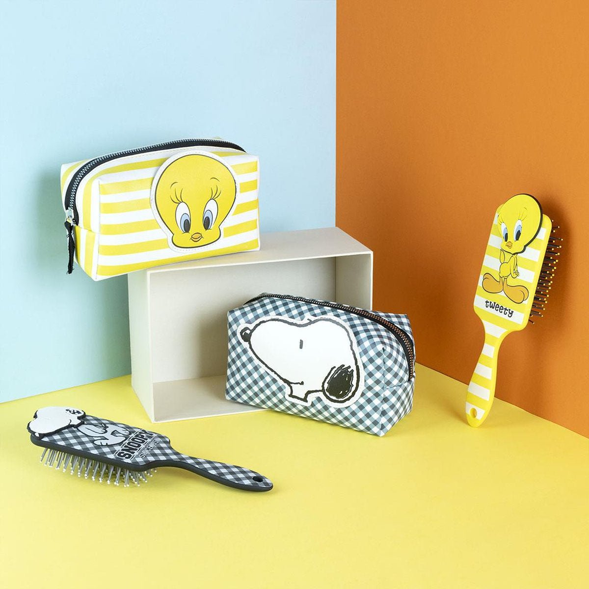 CEPILLOS FORMA LOONEY TUNES - ILUSION SHOP