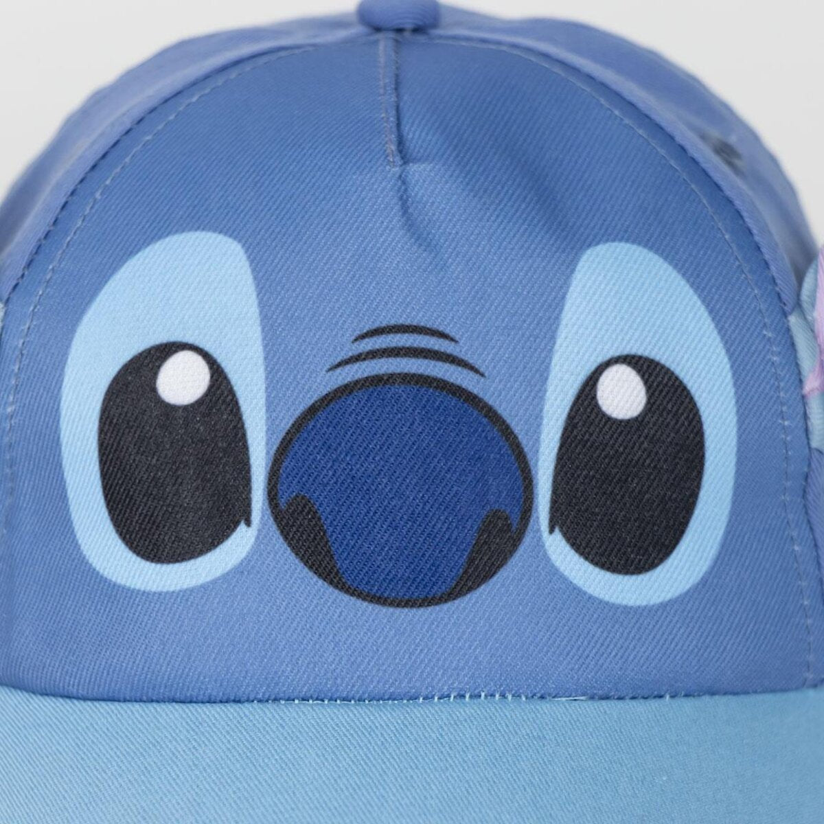 GORRA VICERA CURVA STITCH - ILUSION SHOP