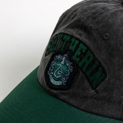 GORRA VISERA CURVA ADULTO HARRY POTTER SLYTHERIN - ILUSION SHOP