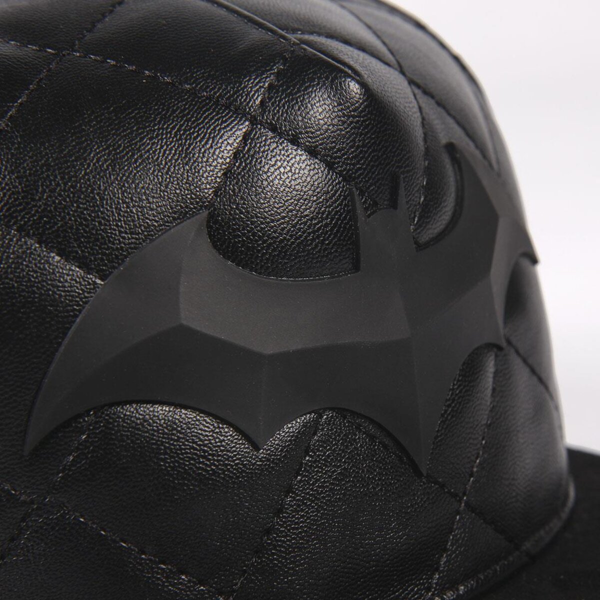 GORRA VISERA PLANA BATMAN - ILUSION SHOP