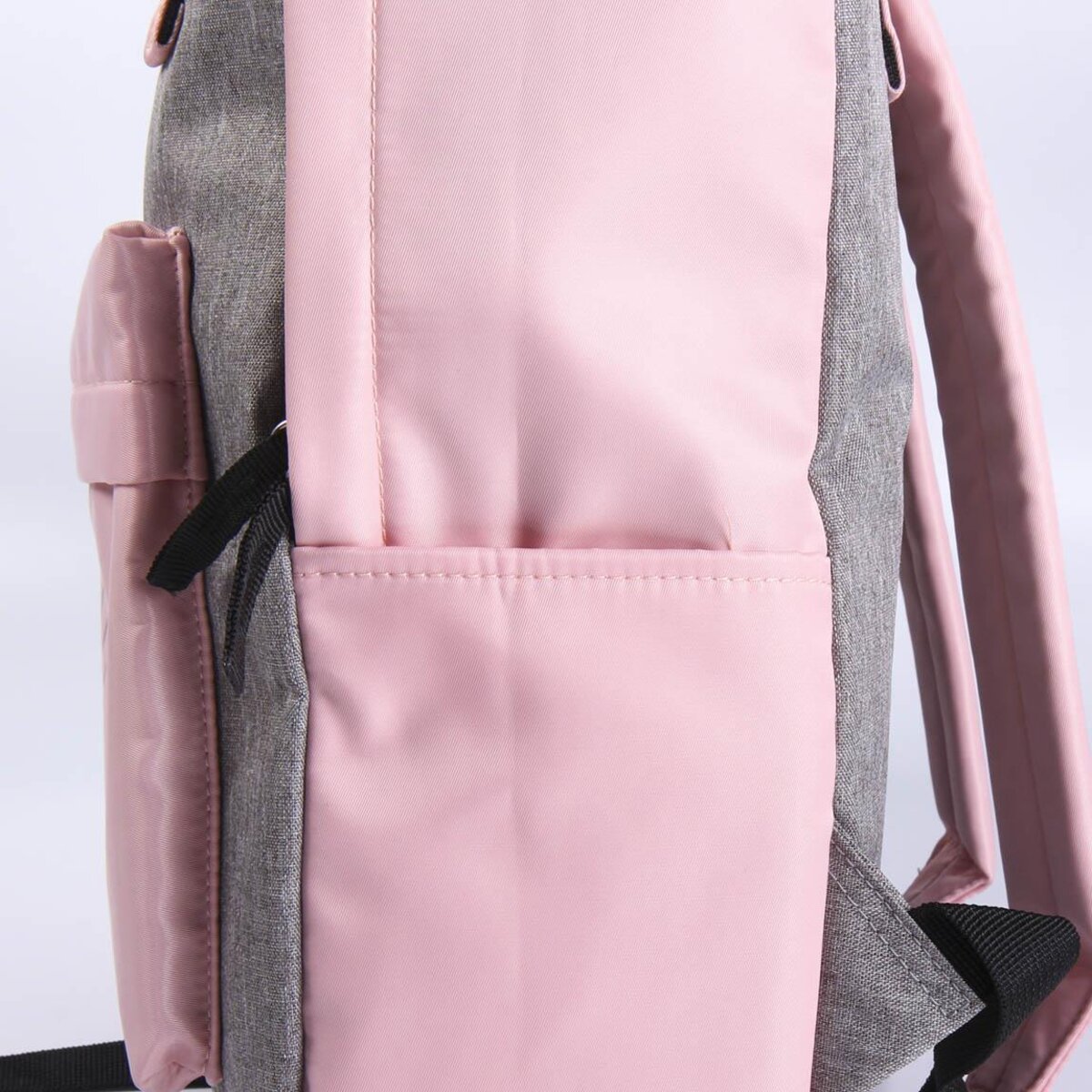 MOCHILA CASUAL URBANA ASAS MINNIE - ILUSION SHOP