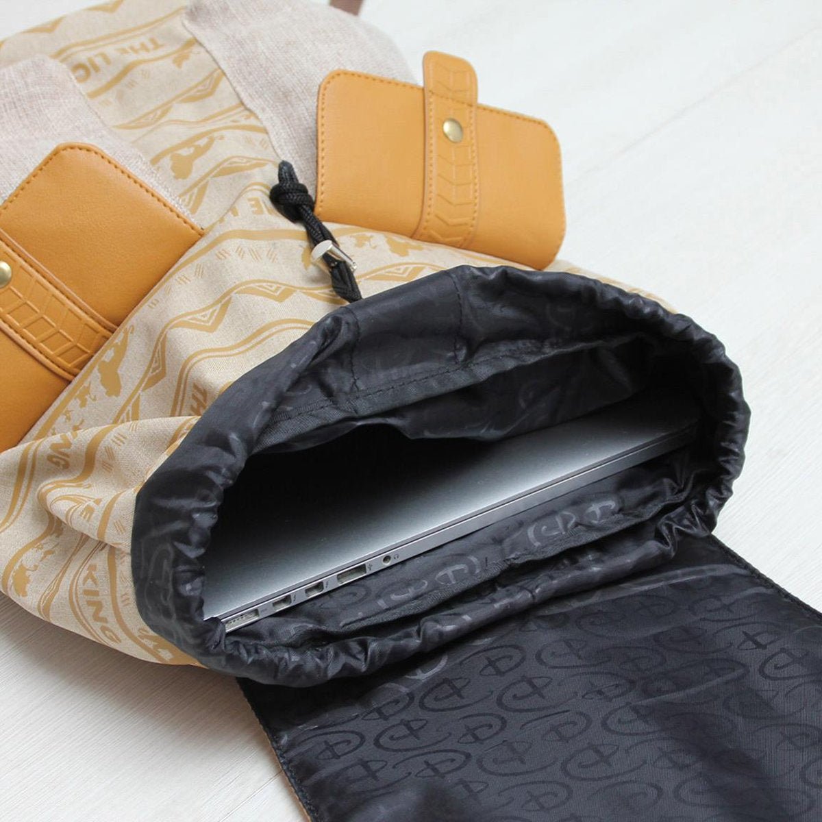 MOCHILA CASUAL URBANA LION KING - ILUSION SHOP