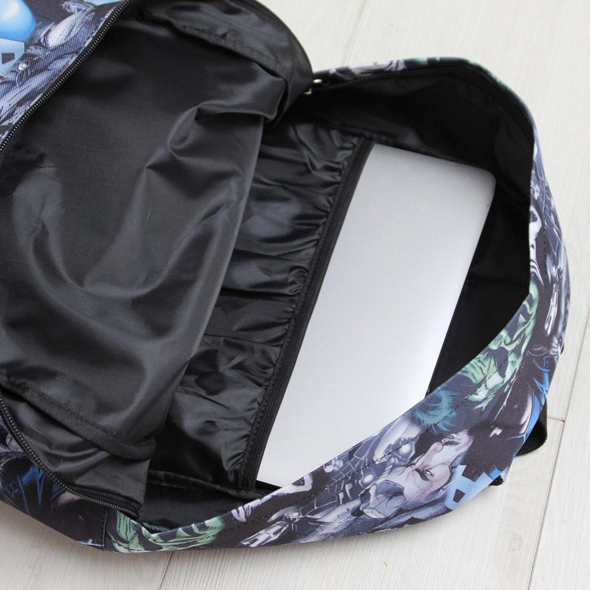 MOCHILA ESCOLAR INSTITUTO MARVEL - ILUSION SHOP