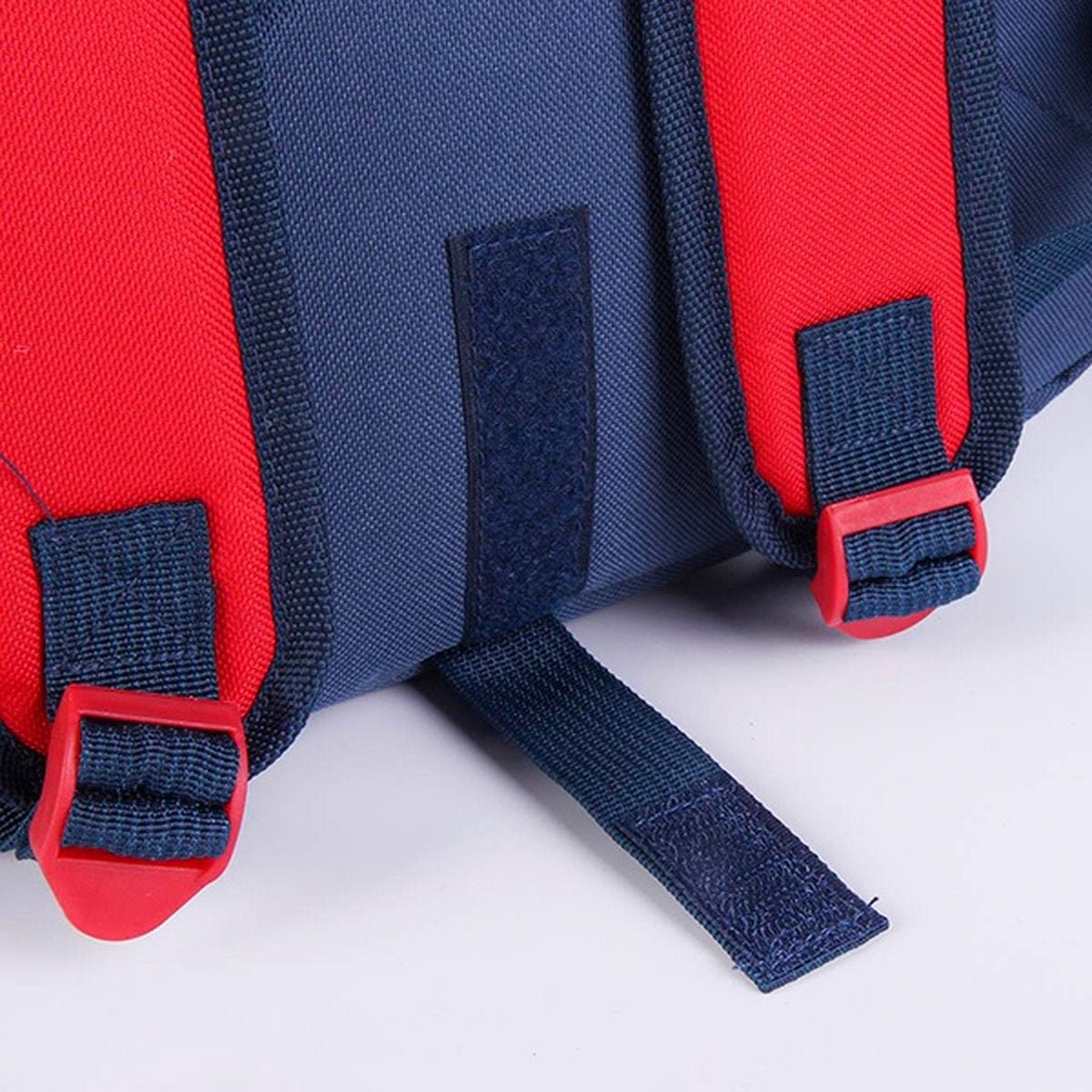 MOCHILA ESCOLAR MEDIANA SPIDERMAN - ILUSION SHOP