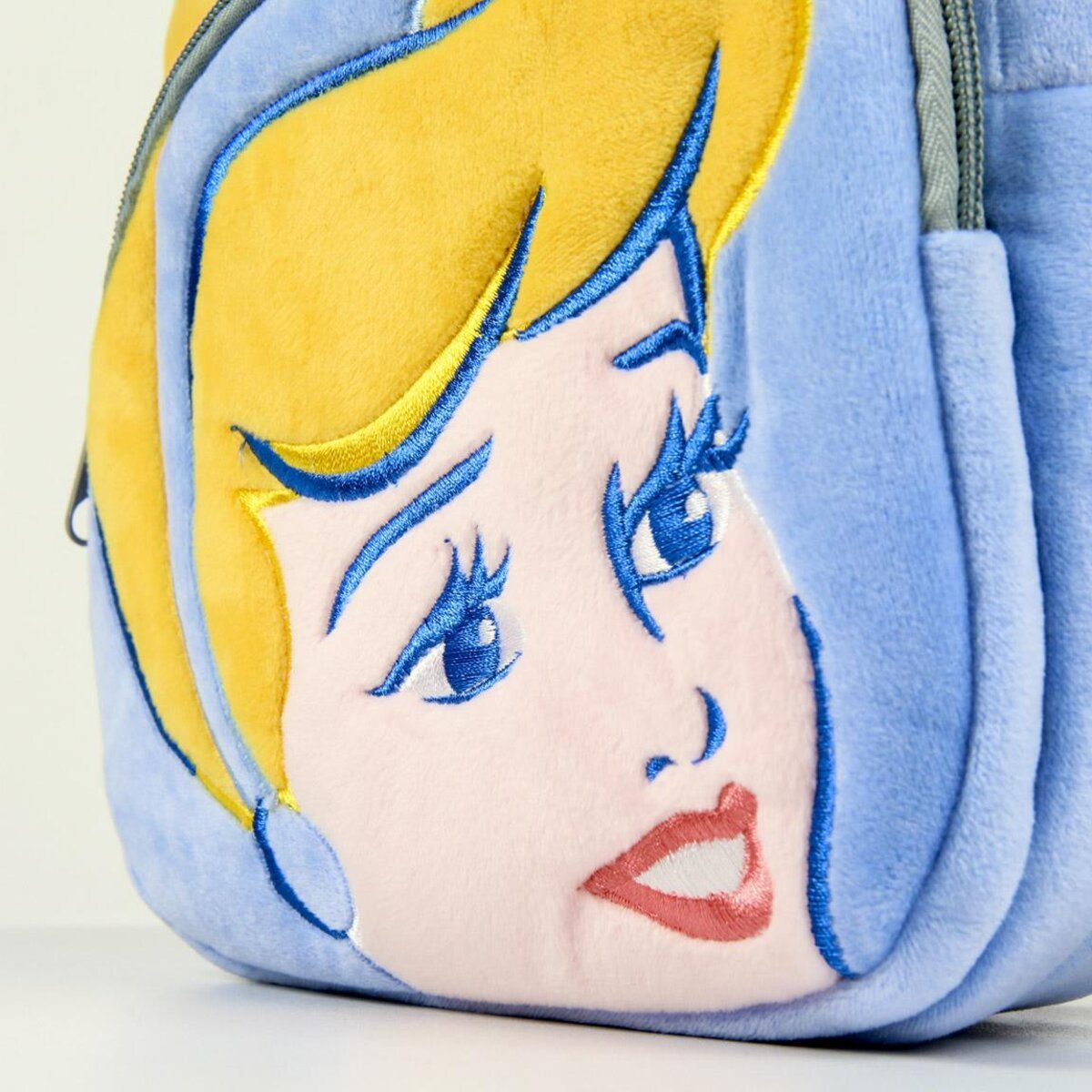 MOCHILA GUARDERIA CENICIENTA DISNEY 3D - ILUSION SHOP