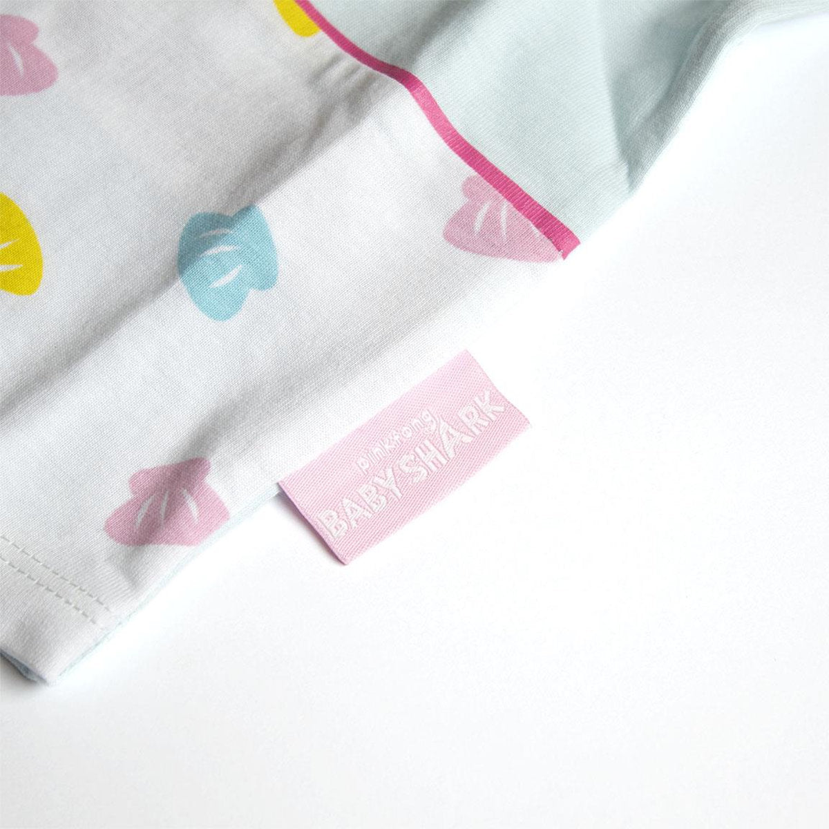 PIJAMA CORTO 2 PIEZAS BABY SHARK - ILUSION SHOP