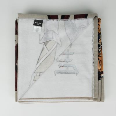 TOALLA MICROFIBRA ATTACK ON TITAN - ILUSION SHOP