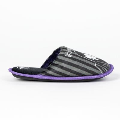 ZAPATILLAS DE CASA ABIERTA WEDNESDAY - ILUSION SHOP